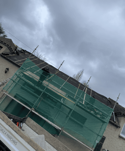 Pose de toit en zinc avec chéneaux à Saint-Cyr-l’École